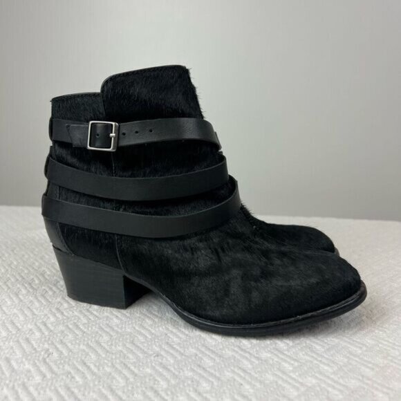 Matiko Boots Womens 6.5 Slip On Buckle Strap Ankle Bootie Black Fur Calf Heels - Picture 15 of 15